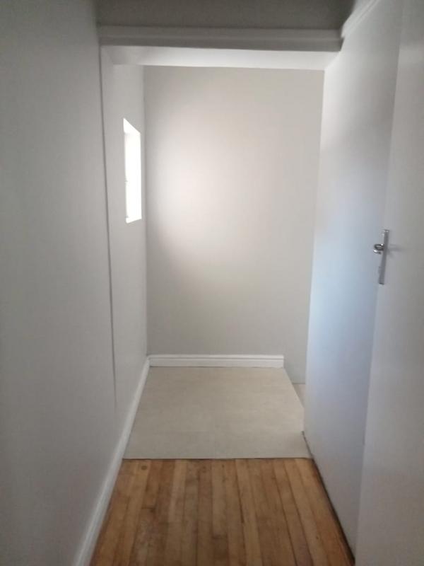 To Let 4 Bedroom Property for Rent in Goodwood Central Western Cape